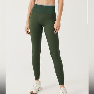Outdoor Voices High Rise Seamless Ribbed leggings
